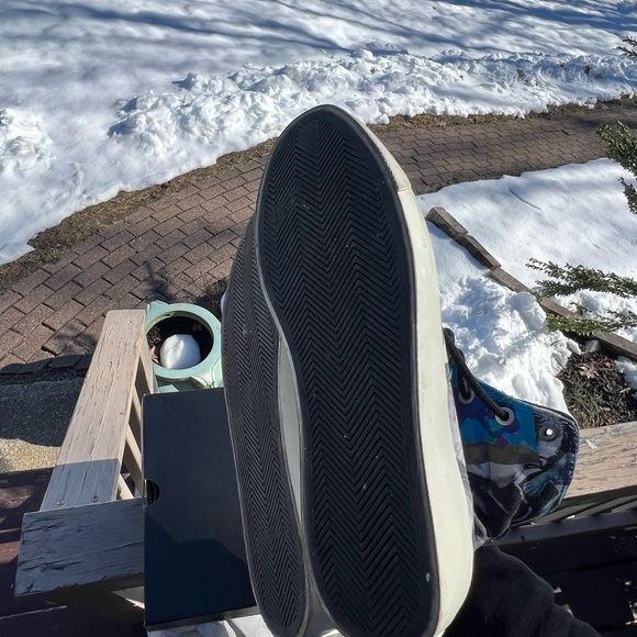 Convese - Picture 6 of 8